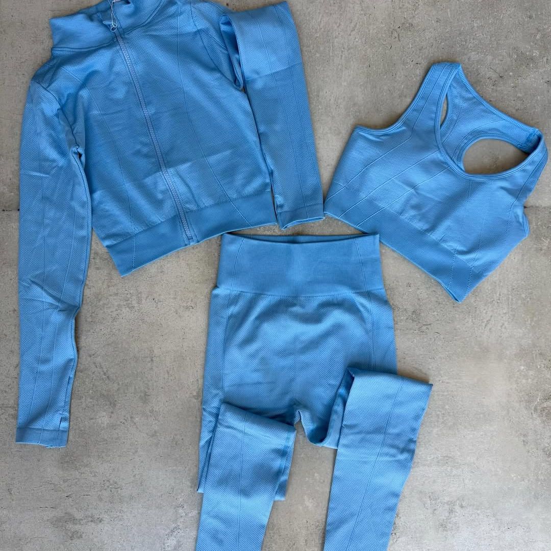 conjunto-deportivo-3-piezas-425